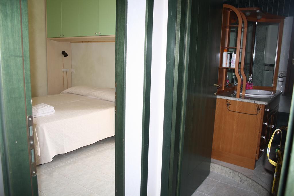 빌라푸주 La Pavoncella B&B 외부 사진
