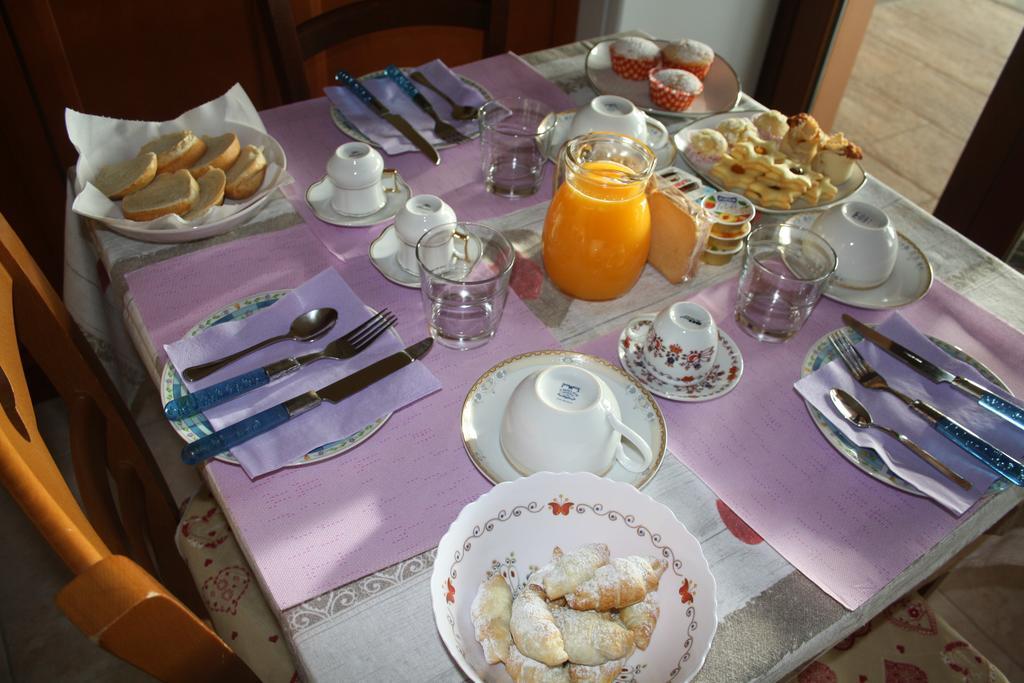 빌라푸주 La Pavoncella B&B 외부 사진